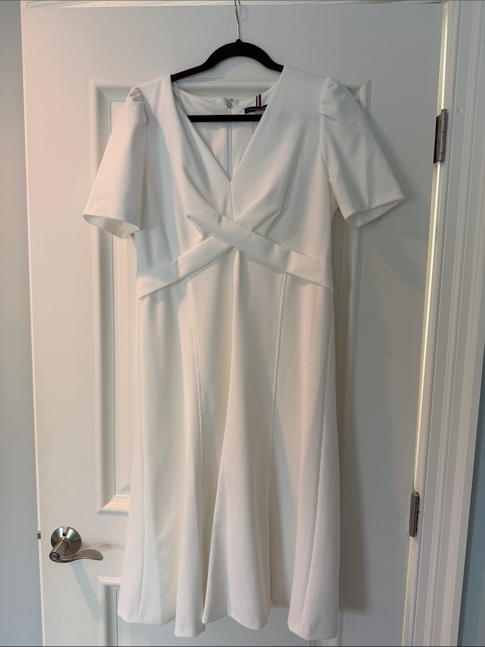Tommy Hilfiger, Midi dress w/A-Line Skirt, White, Size 12